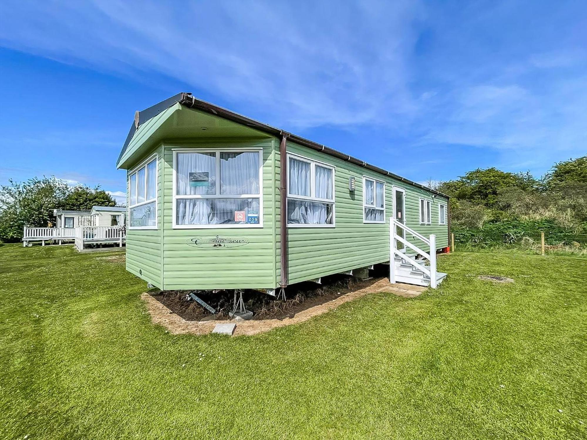 Lovely 8 Berth Caravan At Sunnydale In Lincolnshire Ref 35239S Louth  Exterior photo