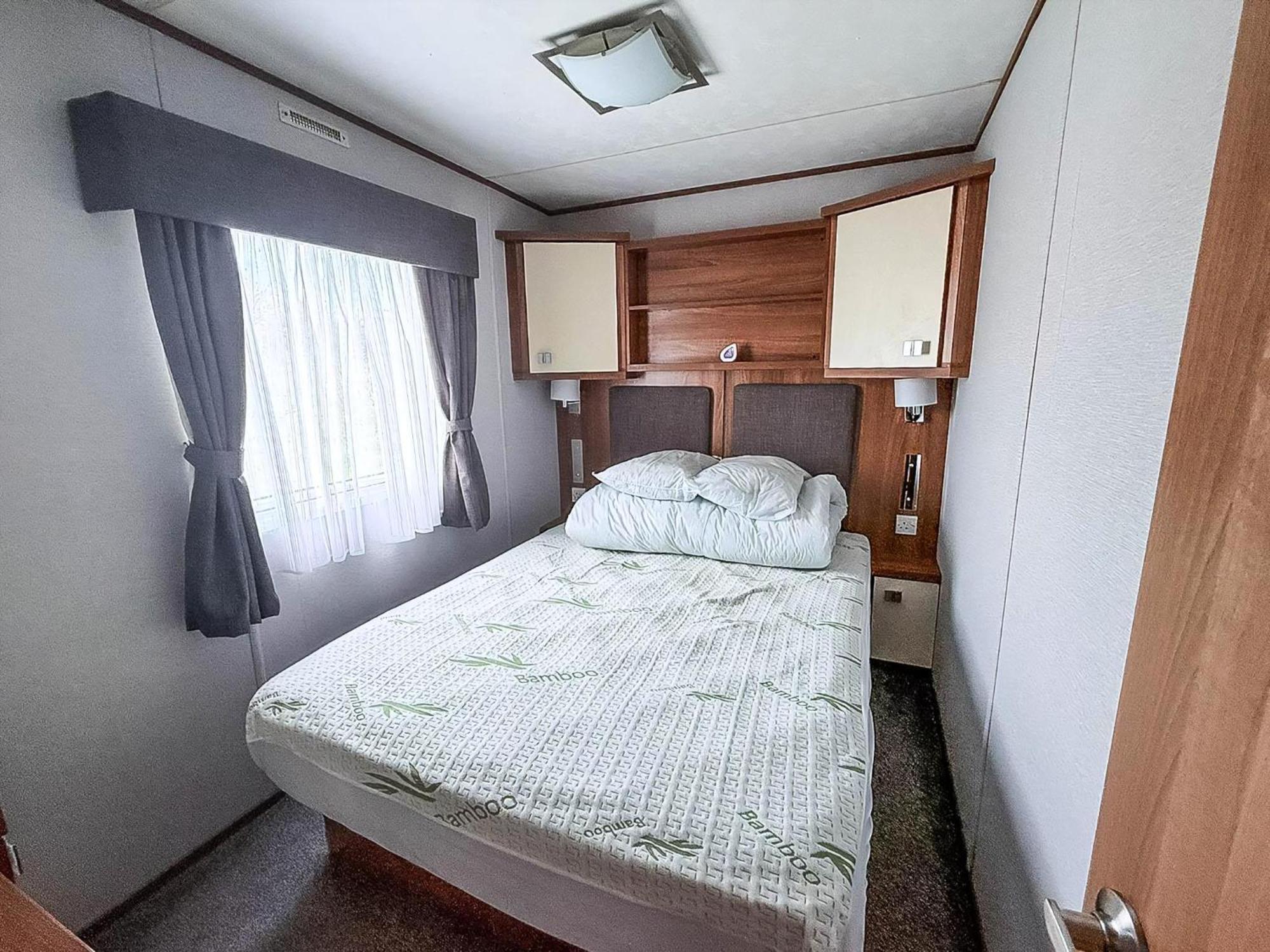 Lovely 8 Berth Caravan At Sunnydale In Lincolnshire Ref 35239S Louth  Exterior photo